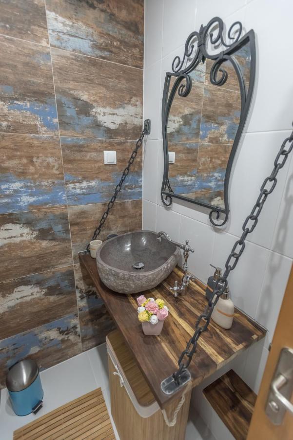 Onore Dell Sa Djakuzijem Apartment